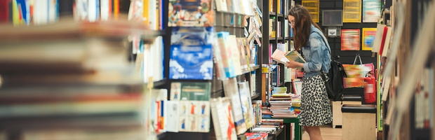 Fantasy Author Reads at Magic Tree